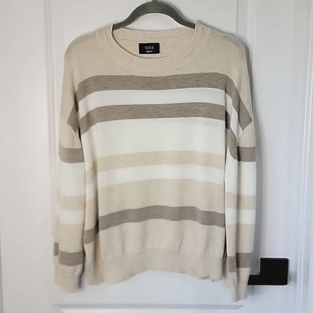 Vici Cream Tan Brown Striped Crew Neck Sweater - Size Medium
